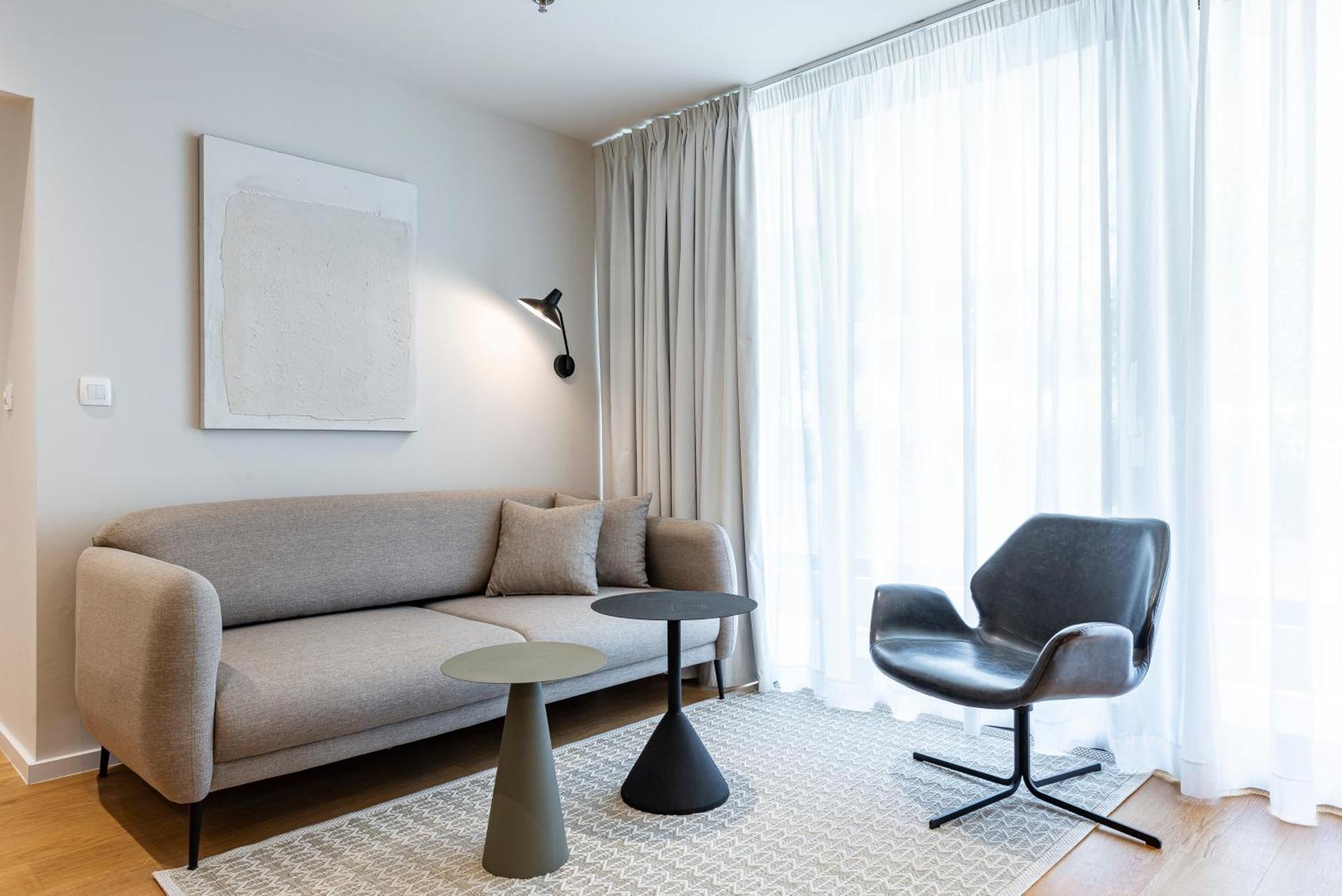 City Residences دوبروفينك المظهر الخارجي الصورة