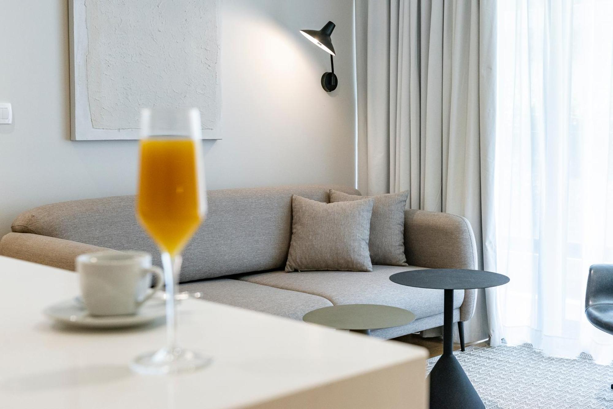 City Residences دوبروفينك المظهر الخارجي الصورة